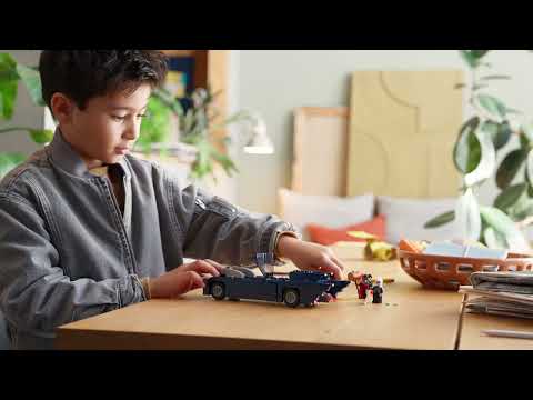 Конструктор LEGO Batman Бэтмен на бэтмобиле против Харли Квинн и Мистера Фриза (76274)