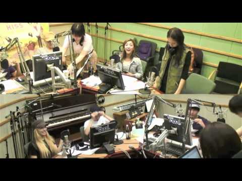 120619 Kiss the Radio - "Luna, Your Headphone is Backwards"