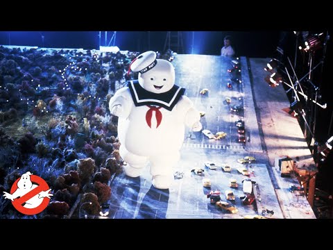 Thumbnail of the video: Making Paranormal Funny | 1984 Featurette | GHOSTBUSTERS