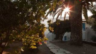 preview picture of video 'Sifnos Hotel Alexandros'