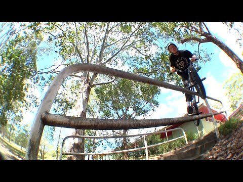 VOLUME BMX: Lewis Mills' A Savage