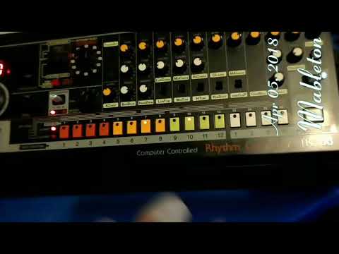 Roland TR-08 demo
