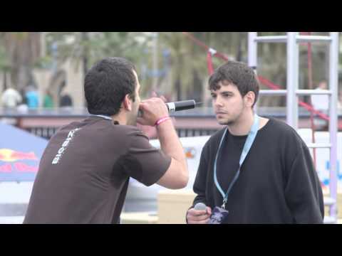 Soen vs Deskarte - Octavos - Barcelona - Red Bull Batalla de los Gallos 2014 (Oficial)