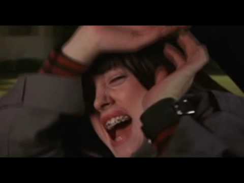 CHARMED: 4x22 "Destiny takes a Halliwell" - TRAILER