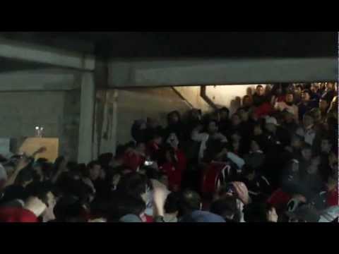 "Pideme la Luna (PREVIA) // Hinchada de Independiente vs Arsenal" Barra: La Barra del Rojo • Club: Independiente