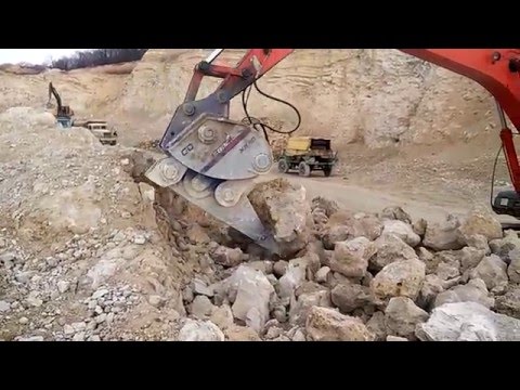 Демонстрация работы рыхлителя Xcentric Ripper XR40