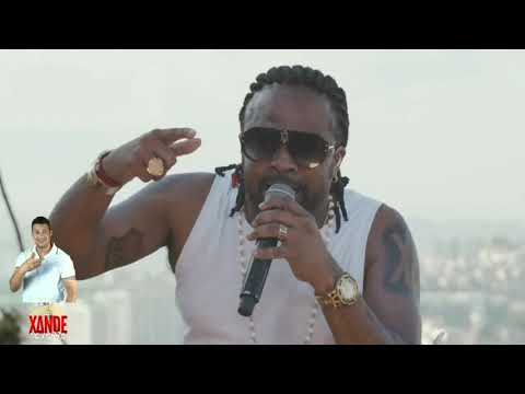 Xande de Pilares canta Mumuzinho - Estonteante (LiveXandeNoMorro)