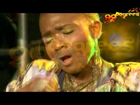 ALICIOS PERFOMING 'NIKO POA' ON 99DEGREES