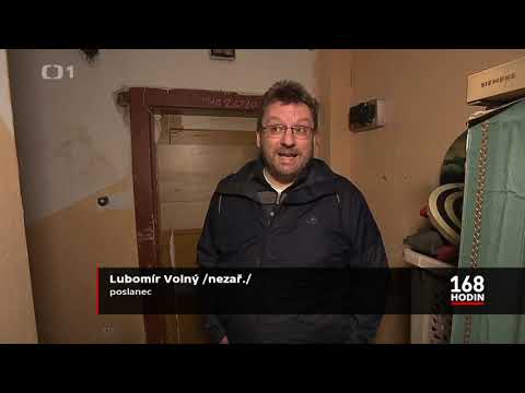 Lubomír Volný dál obchoduje s chudobou. Romům a Romkám pronajímá byty v ruinách