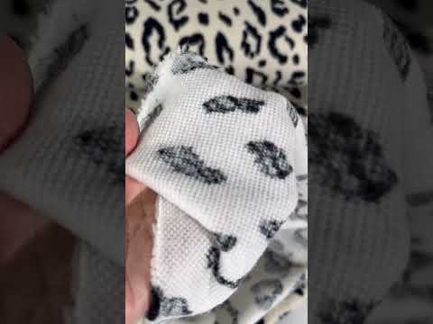 Teddy fabric with leopard print in cream, 320 g/sq m. skubus pristatymas