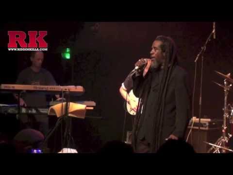 Half Pint live in Paris 2013 (2013.07.21 - Petit Bain) backed by nucleus Roots Band