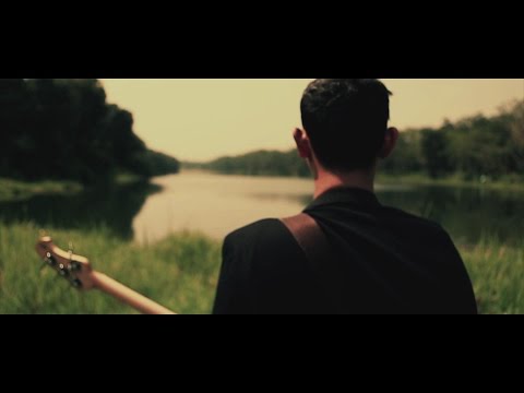 Bondan Prakoso - Kau Tak Sendiri [Official Music Video]