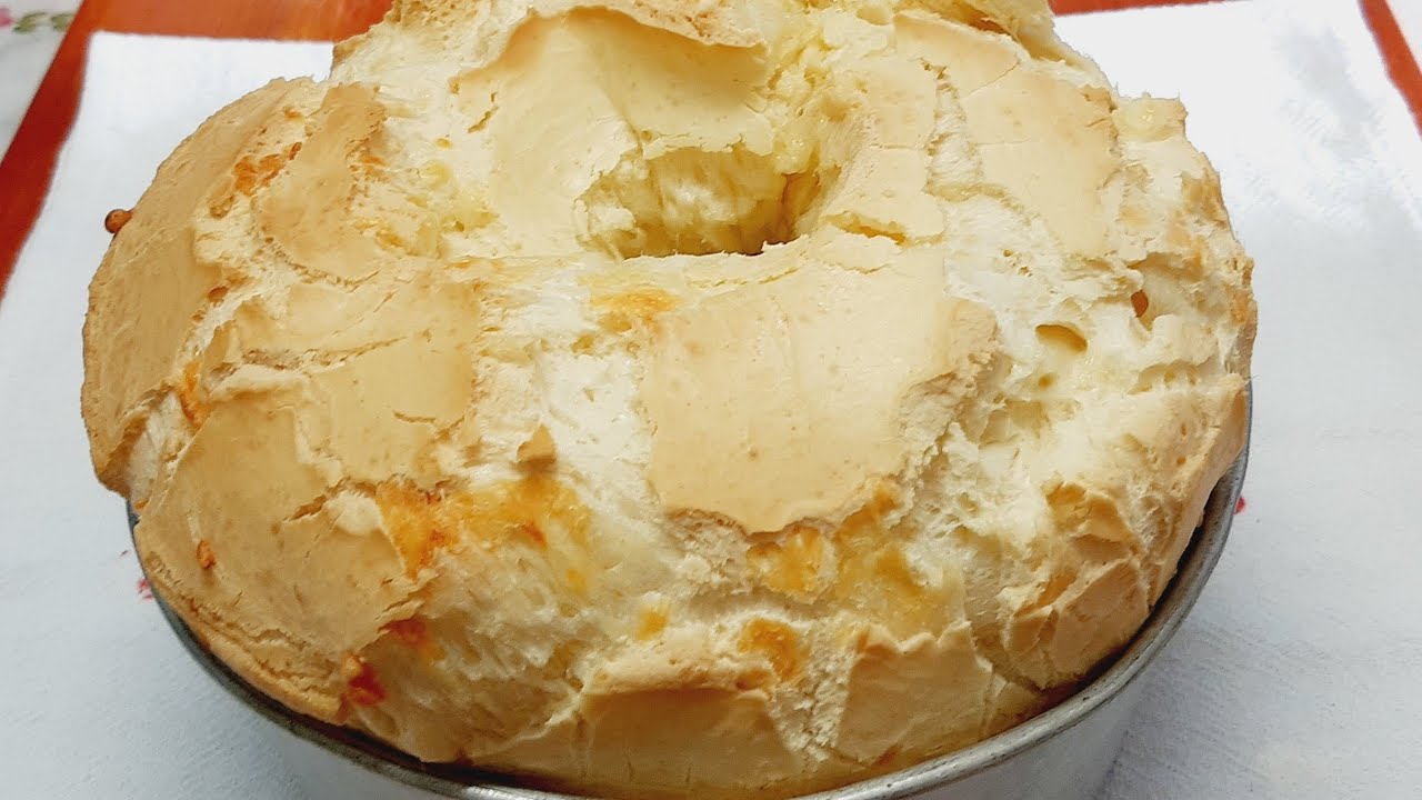 Pão de queijo gigante de forma, igual a esse  você vai querer fazer sempre fácil delicioso