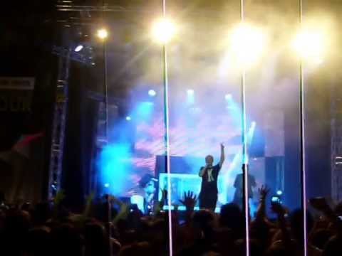 The Voice Of Summer Tour 2013 Varna - Billy Hlapeto ft. Grafa - Както искаш (live)
