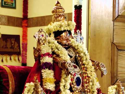 Carnatic Krithi (Raga Mohanam) on Lord Narasimha - "Narasimha Agacha" (Muthuswami Dikshitar)