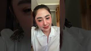 Download lagu Dewi Persik live mp3