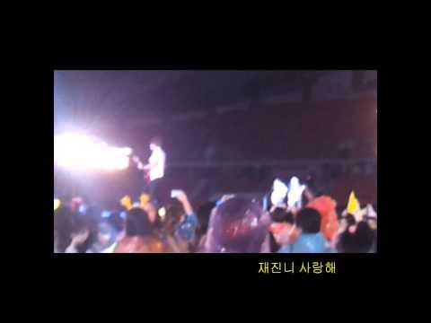 JongHoon FT ISLAND @MCOUNTDOWN SMILE IN THAILAND