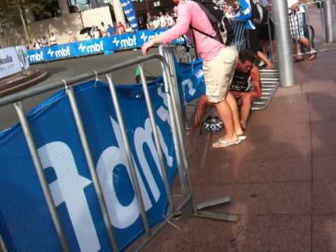 ITU Sydney 2010 Triathlon crash