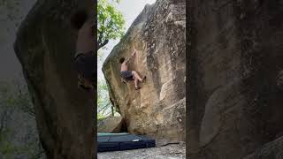 Video thumbnail of Bird Hole Right, V3. Durango