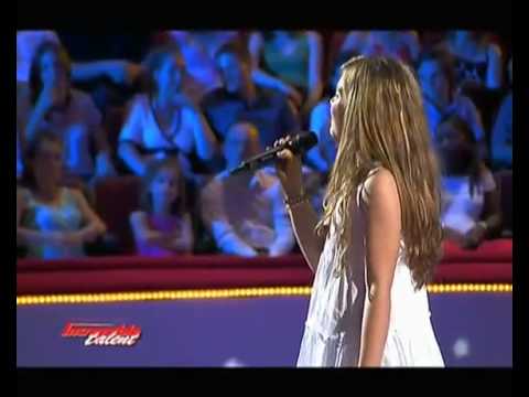 Caroline Costa singing Hurt for Christina Aguilera, AMAZING SHOULD SEE