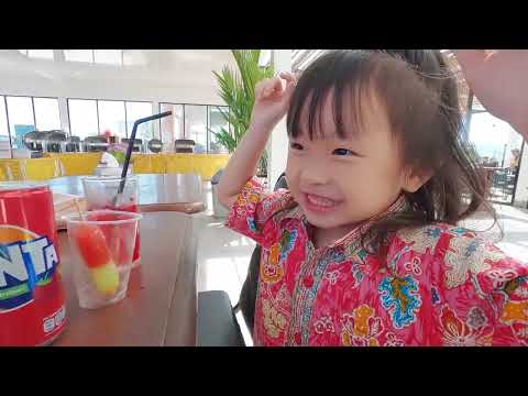 Chippy GOES ABROAD TO BALI - | CHIPPY FUNNY FAMILY travel, CP