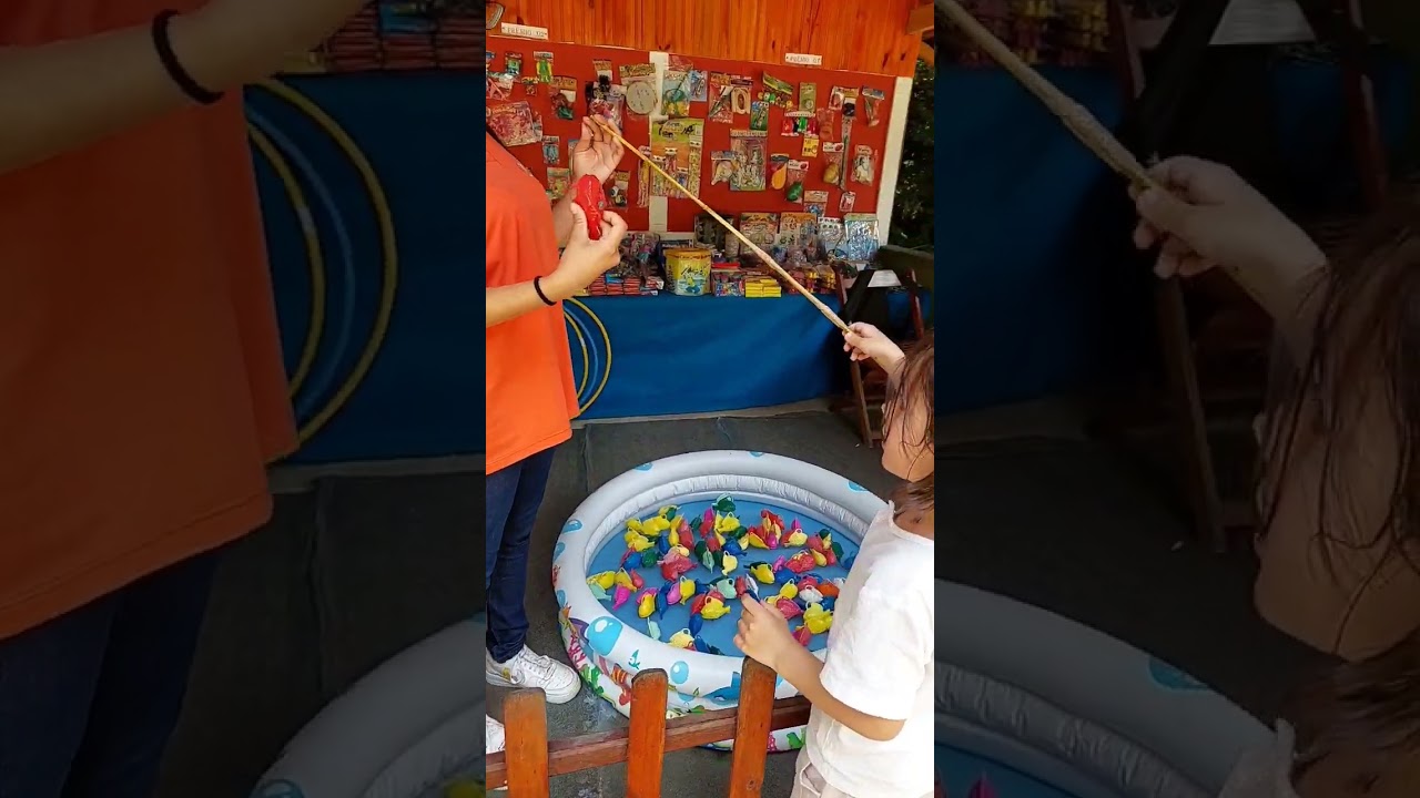 Não é festa Junina mas tem pescaria 🤣💙💛