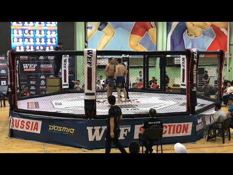 Боец из Узбекистана вырубил киргиза 1 ом раунде