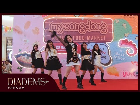 Red Velvet (레드벨벳) - 'Feel My Rhythm' | Performance by THE DIA @Myeongdong Korean Food Market 290522