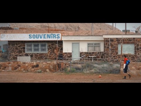 Bad//Dreems: Hiding To Nothing (Official Video)