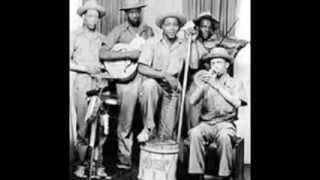 Memphis Minnie &amp; Memphis Jug Band-Bumble Bee Blues