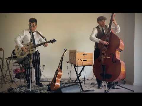Bloopy Tunes: swing, blues, looper
