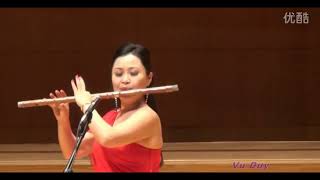 Download lagu cô gái thổi sáo Flowers In a Riot of Colour - Chen Yue mp3
