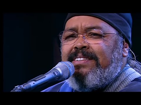 Videoclip de Papel de pão (Ao vivo) — Jorge Aragão
