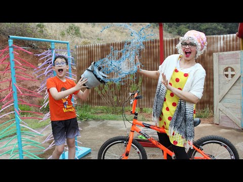 VOVÓ TEREZINHA VAI NO LAVA JATO DO LUCAS