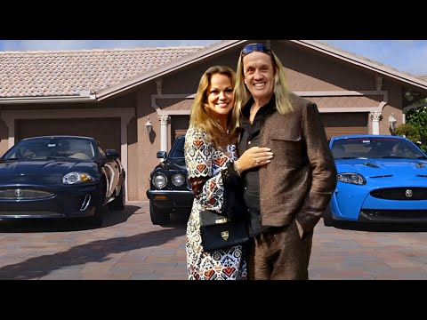 The Lifestyle of Nicko McBrain ✔ Career, Net Worth & Hobbies
