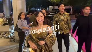 Download lagu Ratusan Artis Hadiri Resepsi Luna Maya dan Maxime Boutier mp3 Download lagu Ratusan Artis Hadiri Resepsi Luna Maya dan Maxime Boutier mp3
