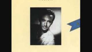 Living in the past - Midge Ure 2.wmv