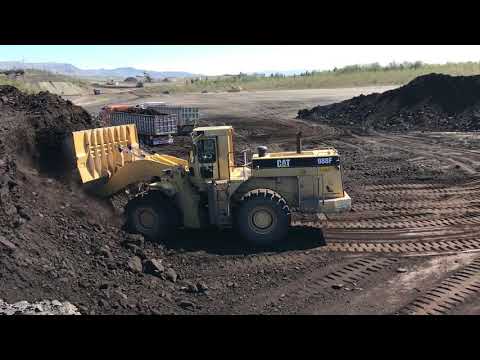 Caterpillar 988F Wheel Loader Loading Coal On Trucks - Labrianidis SA