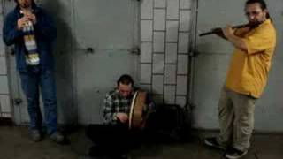 Subway session: march set