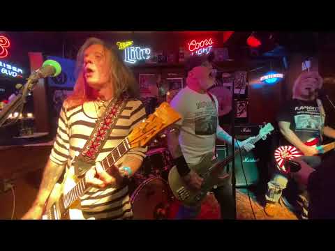CJ Ramone, Clem Burke, Jiro & Alex Kane - I Wanna be Well @ Maui Sugar Mill, Tarzana, CA 28/Jan/2023