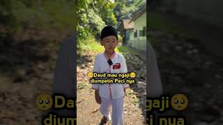 Download lagu Daud mau ngaji di kerjain Jaki🥹 #Shorts mp3 Download lagu Daud mau ngaji di kerjain Jaki🥹 #Shorts mp3