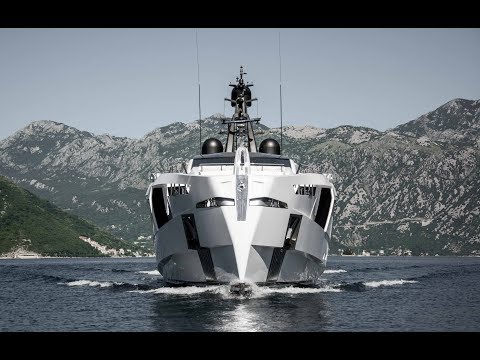 ROSSINAVI M/Y AURORA - Launch