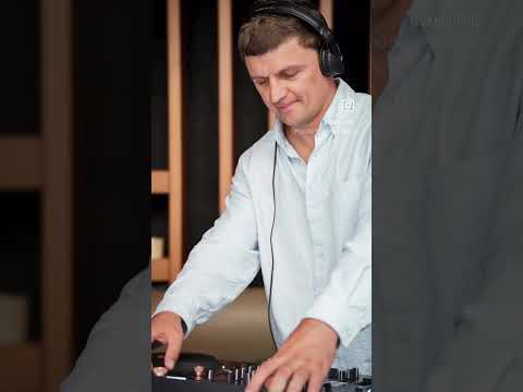 DJ RISE video.