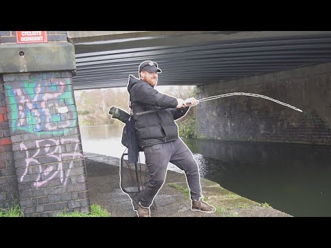 Urban Canal Pike LOVE Big Lures! Big Fish Landed!