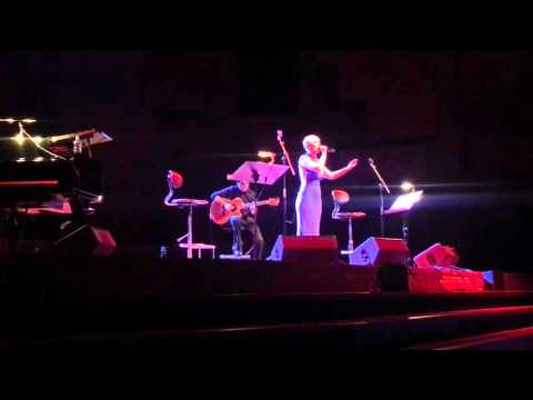 Nina Kraljić - Wicked game (Live Acoustic)