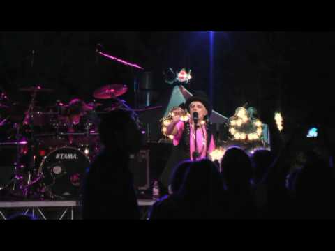 M'innervosisci - Laura Bono