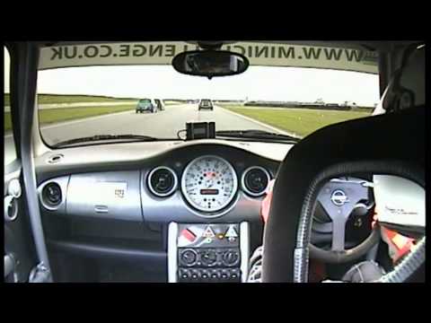 2008 Mini Challenge UK - Round 1 - Race 1, Croft