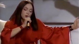 Madonna - Nothing Really Matters (Grammy 1999) HD remastered