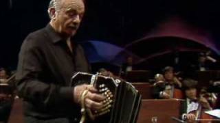 Download lagu Astor Piazzolla plays Piazzolla Bandoneon Concerto I.-Allegro Marcato mp3