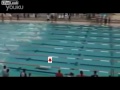 史上最令人嘆為觀止的泳手！傻眼了，但這樣不犯規嗎?